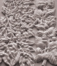 Load image into Gallery viewer, Hazel & Bay Mould *Limited Holiday Release