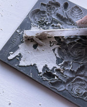 Load image into Gallery viewer, Juliette Decor Mould