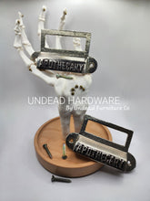 Load image into Gallery viewer, Cast Iron "Apothecary" Label Pulls