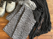 Load image into Gallery viewer, Catwalk Decor Stamp Set