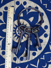 Load image into Gallery viewer, Cast Iron Key Set - September Live Sale 2026
