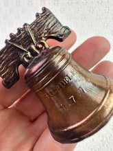 Load image into Gallery viewer, Vintage Americana Liberty Bell Salt &amp; Pepper Set
