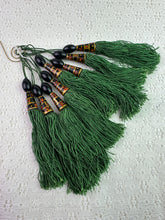 Load image into Gallery viewer, Antique Tassel Set
