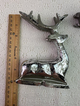 Load image into Gallery viewer, Silver Reindeer Decor Set
