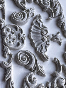 Dainty Flourishes Decor Mould