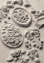 Load image into Gallery viewer, Victoriana Mould *Limited Holiday Release

