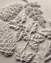 Load image into Gallery viewer, Winter Forage Mould *Limited Holiday Release
