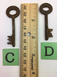 Antique Rusted Skeleton Keys #77