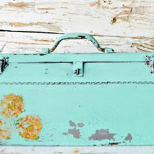 Load image into Gallery viewer, Patina ~Sweet Pickins Milk Paint
